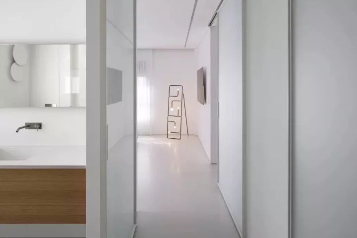 簡約大美，所以留白