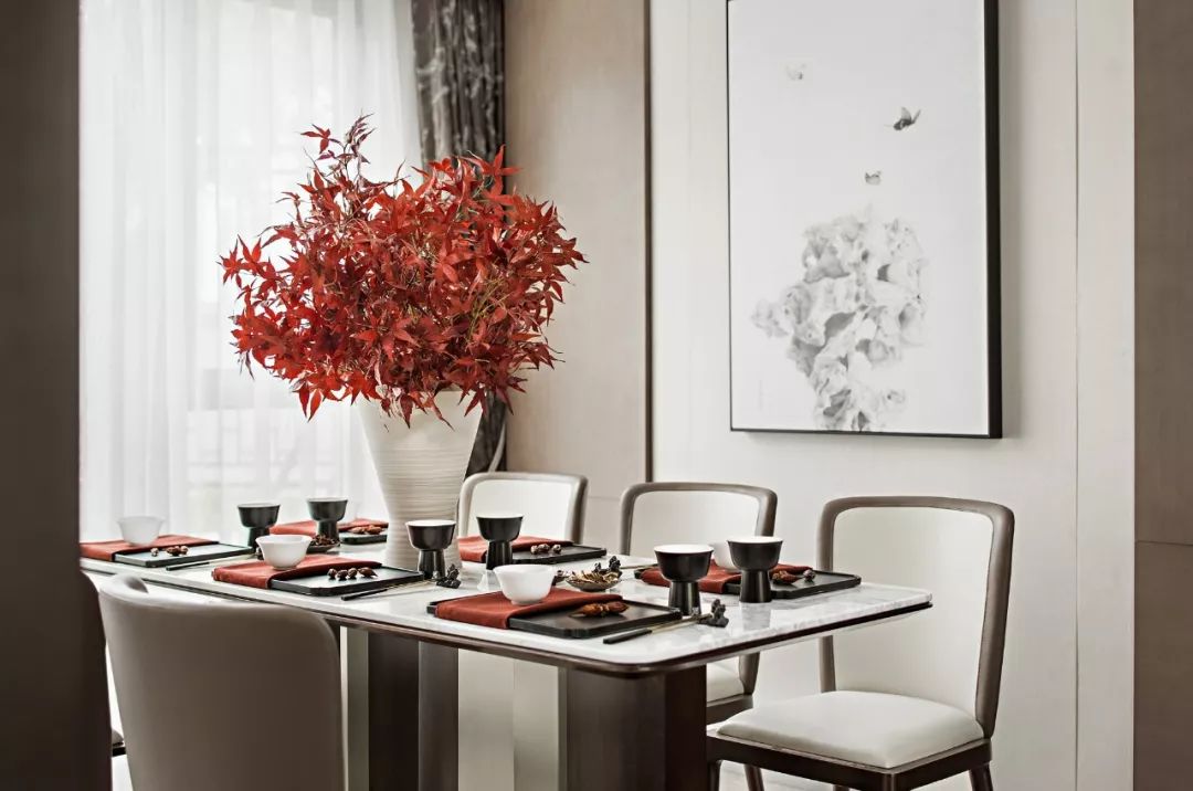 當(dāng)古典撞上潮流，詮釋不一樣的新中式家居美學(xué)。