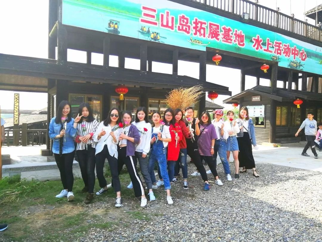 【我們·清風(fēng)】行走山水間，我們?cè)诼飞?，不?fù)好時(shí)光！