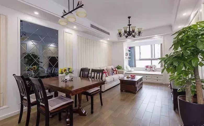 客廳連著餐廳，該如何去分割空間呢？