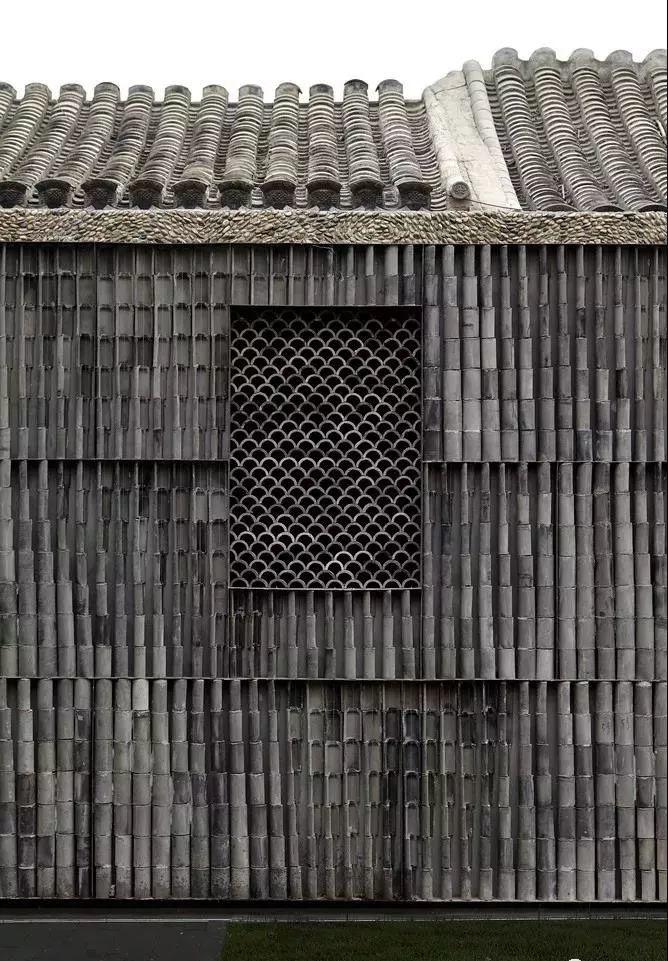 當瓦片碰上設(shè)計師。