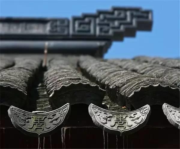 當瓦片碰上設(shè)計師。