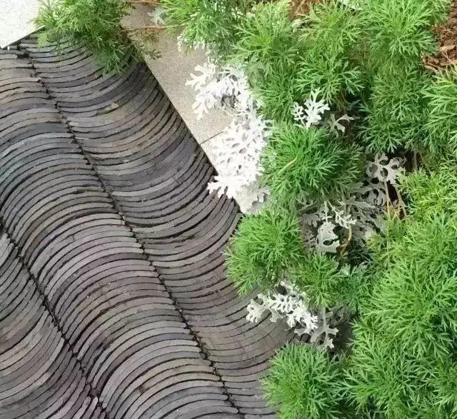 當瓦片碰上設(shè)計師。