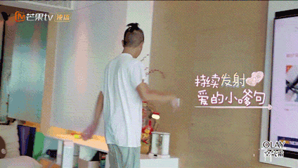 家裝小課堂|改變空間感的隱藏門設(shè)計(jì)，讓家充滿神秘！