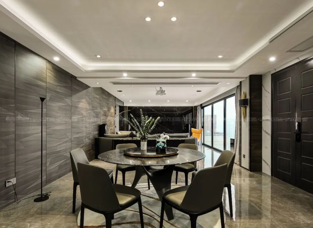 賞·析|港式味道，小眾風(fēng)格里的大眾情懷。