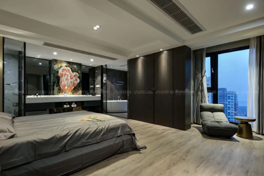 賞·析|港式味道，小眾風(fēng)格里的大眾情懷。