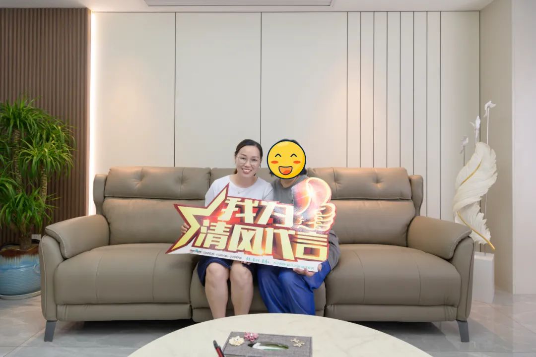 賞·析|現(xiàn)代簡約，清新淡雅的空間，小資情趣的配色，滿屋高級感