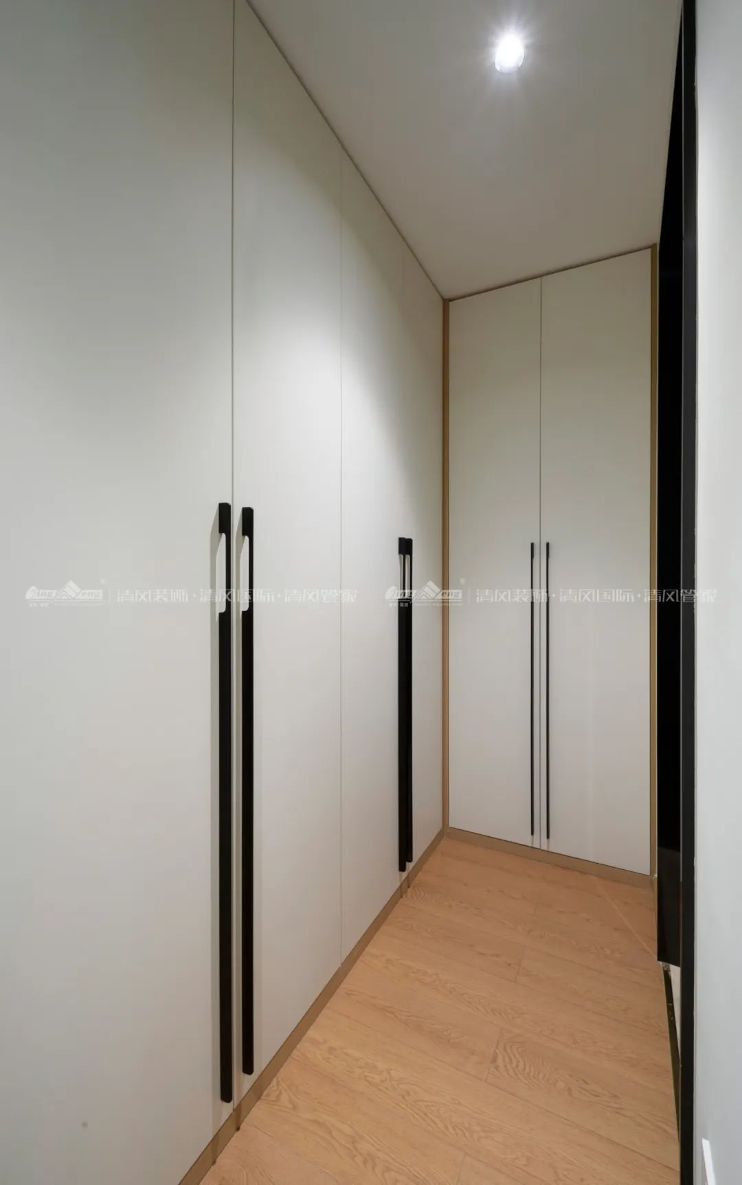賞·析|124㎡現(xiàn)代簡約，素凈雅致