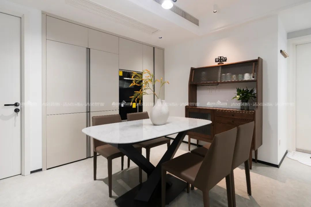 賞·析|120㎡現(xiàn)代簡約，精致溫馨