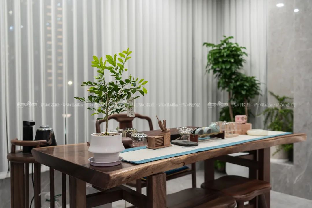 賞·析|200㎡現(xiàn)代簡約，精致舒適有態(tài)度！