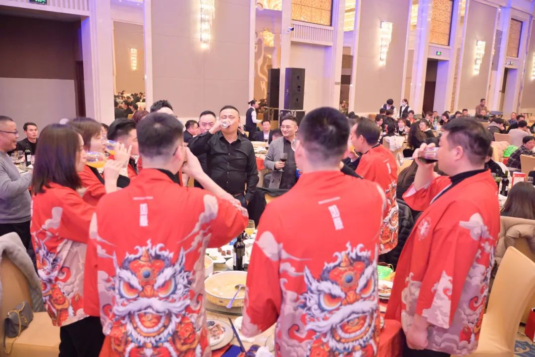 龍騰年·秉初心·創(chuàng)未來|清風(fēng)裝飾25周年主題年會圓滿成功！