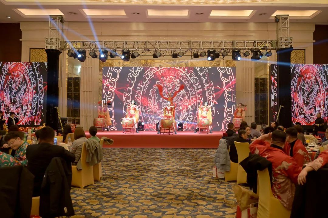 龍騰年·秉初心·創(chuàng)未來|清風(fēng)裝飾25周年主題年會圓滿成功！