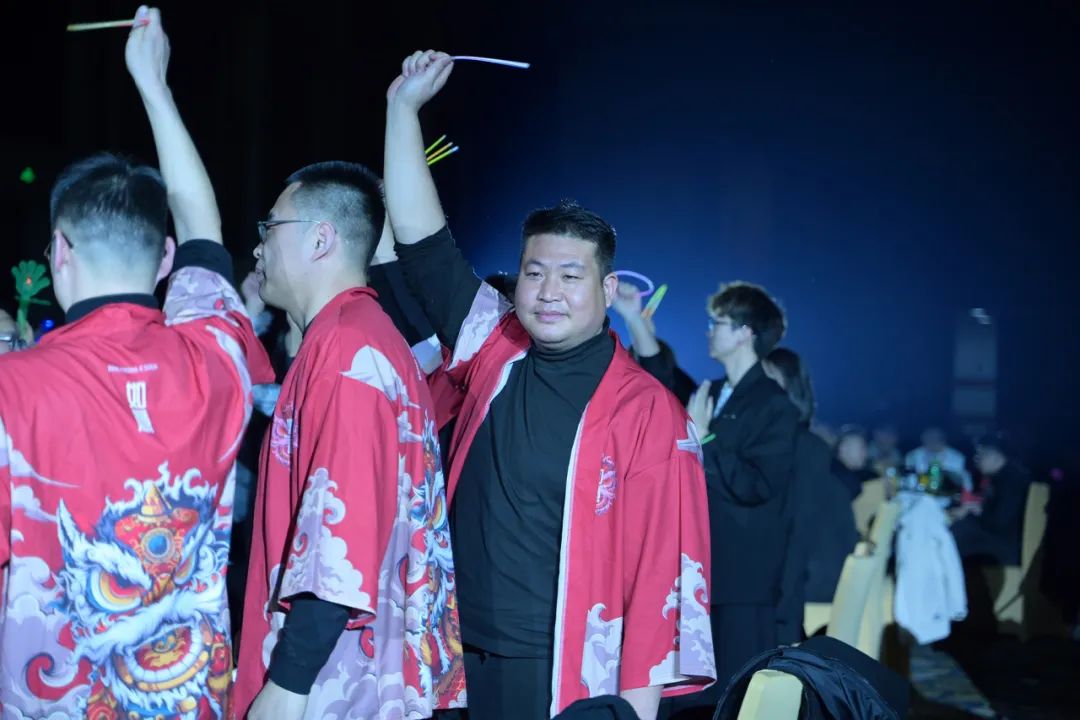 龍騰年·秉初心·創(chuàng)未來|清風(fēng)裝飾25周年主題年會圓滿成功！