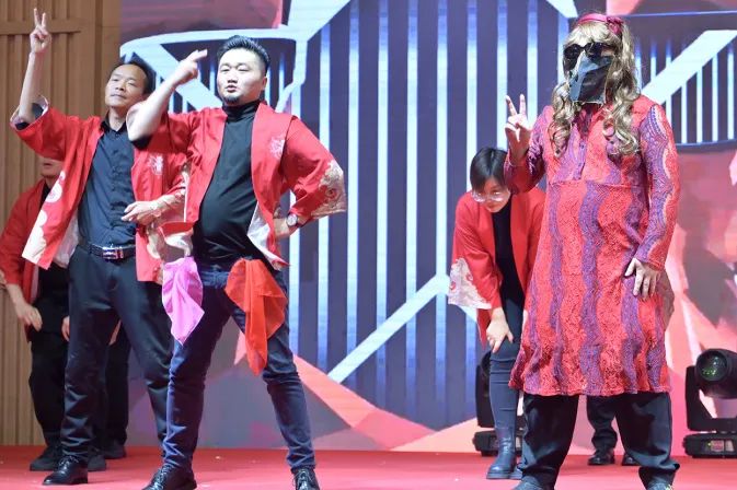 龍騰年·秉初心·創(chuàng)未來|清風(fēng)裝飾25周年主題年會圓滿成功！