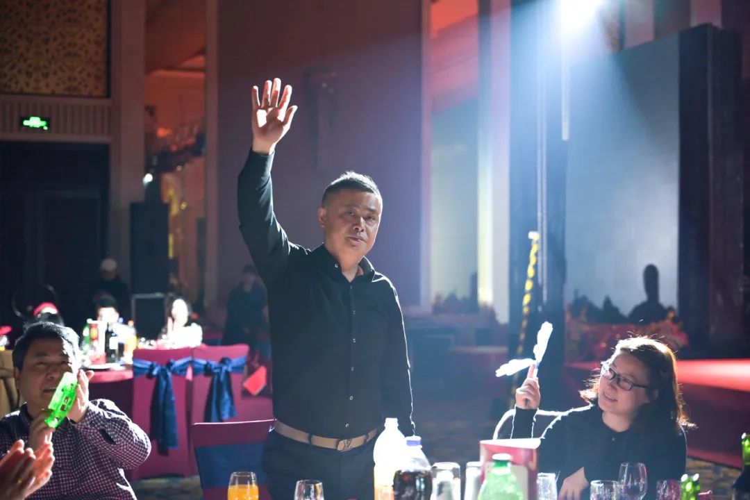龍騰年·秉初心·創(chuàng)未來|清風(fēng)裝飾25周年主題年會圓滿成功！