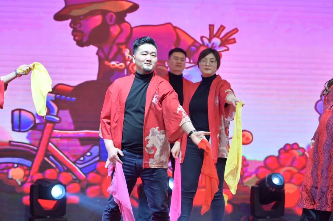 龍騰年·秉初心·創(chuàng)未來|清風(fēng)裝飾25周年主題年會圓滿成功！
