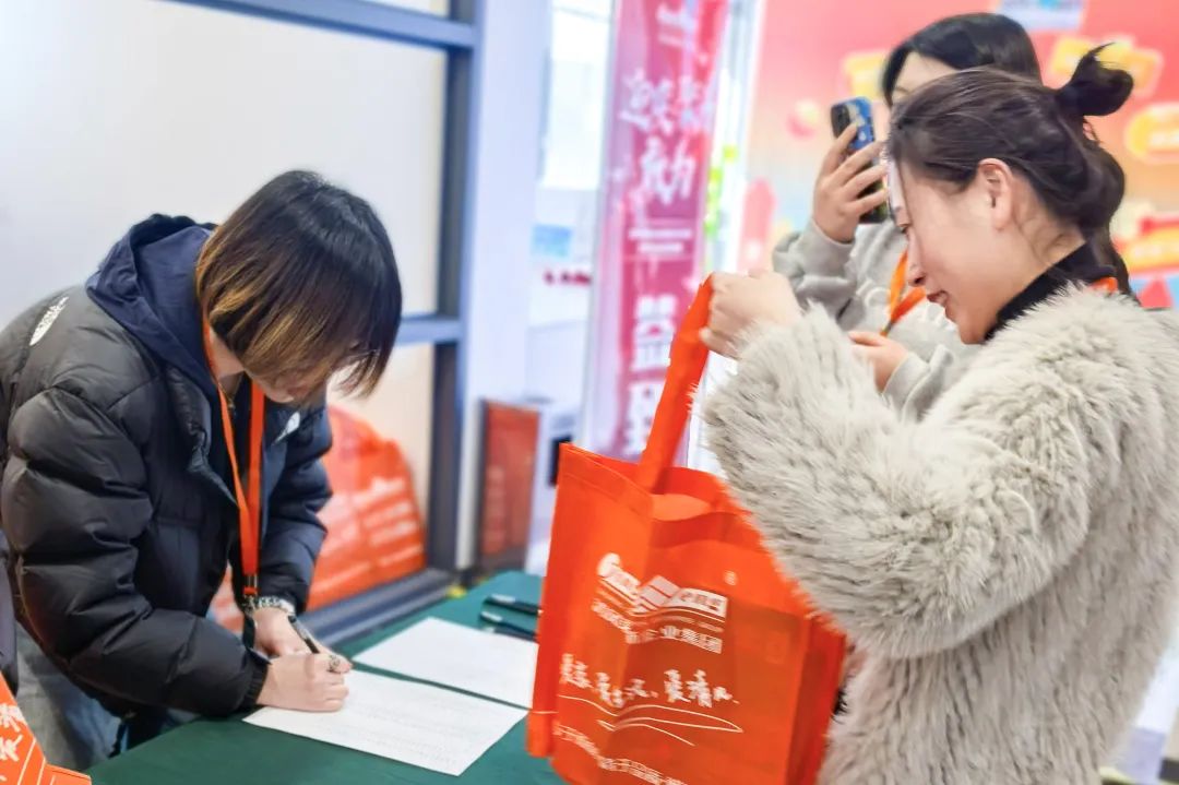 迎變·聚力·敢為|清風(fēng)裝飾企業(yè)集團(tuán)2024年度總結(jié)大會(huì)圓滿完成！