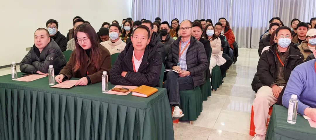 迎變·聚力·敢為|清風(fēng)裝飾企業(yè)集團(tuán)2024年度總結(jié)大會(huì)圓滿完成！
